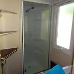 De La Treille 4*