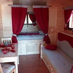 De La Treille 4*