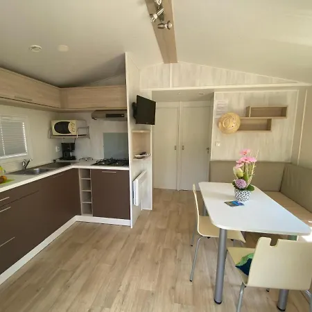 De La Treille Campingplatz 4*