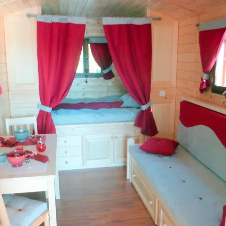 Kamp alanı De La Treille 4*